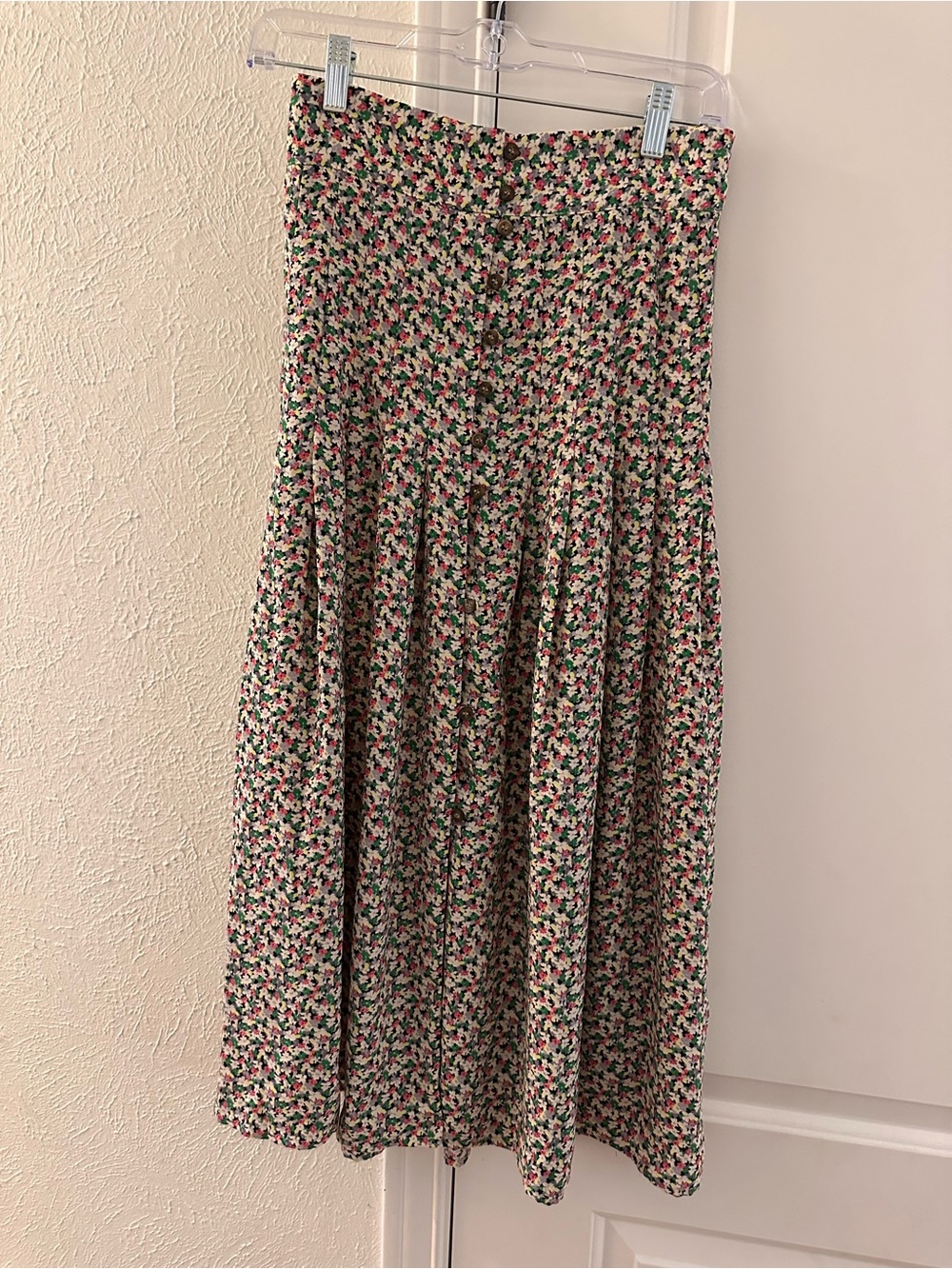 H&M Floral Midi Skirt in Pink & Green - Women